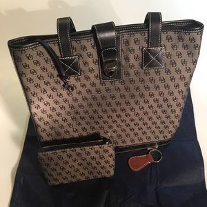 NWOT Dooney & Bourke satchel